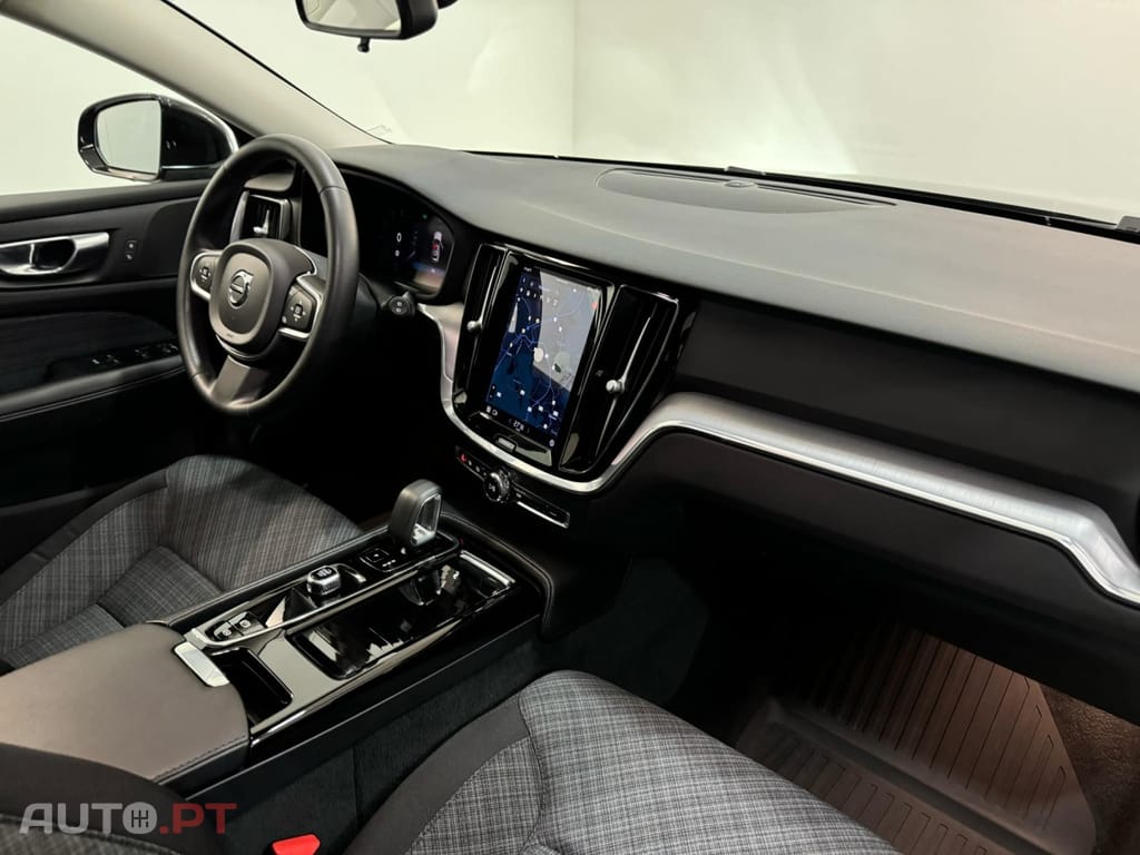 Volvo V60 2.0 T6 AWD TE Inscription Expression