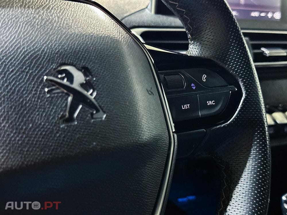 Peugeot 3008 1.6 PureTech GT EAT8
