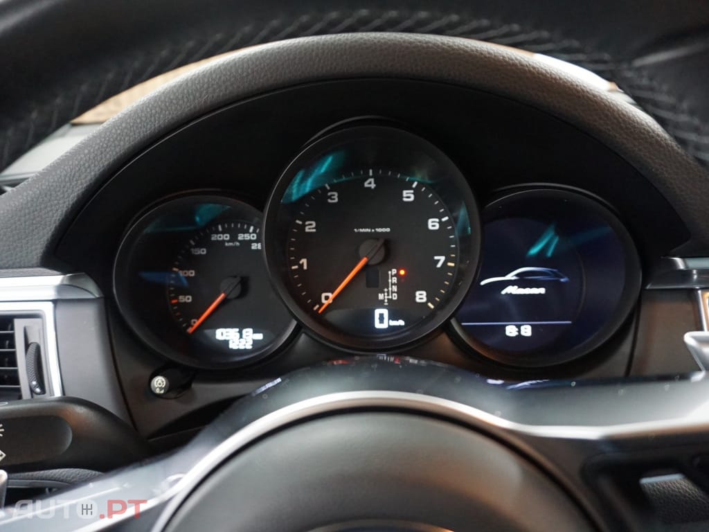 Porsche Macan PDK