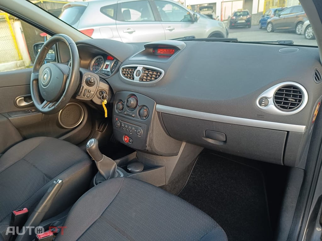 Renault Clio 1.2 16V Dynamique S