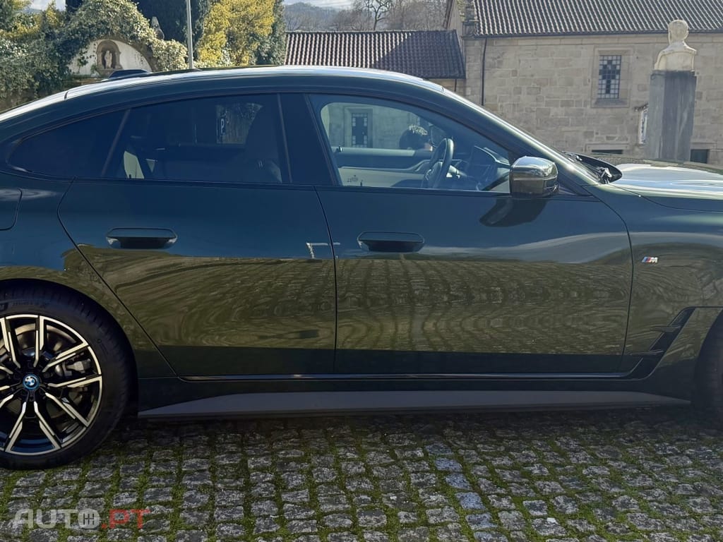 BMW i4 eDrive35 Edição Desportiva M