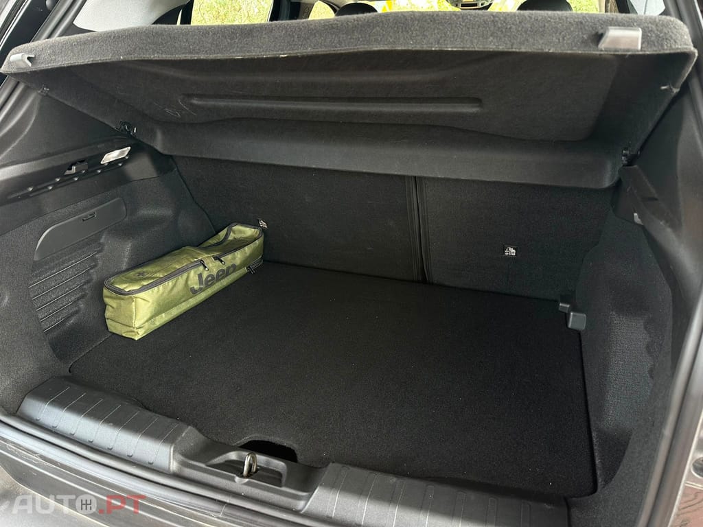 Jeep Avenger 1.2 TG Summit