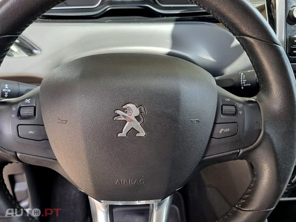 Peugeot 208 1.2 PureTech Style