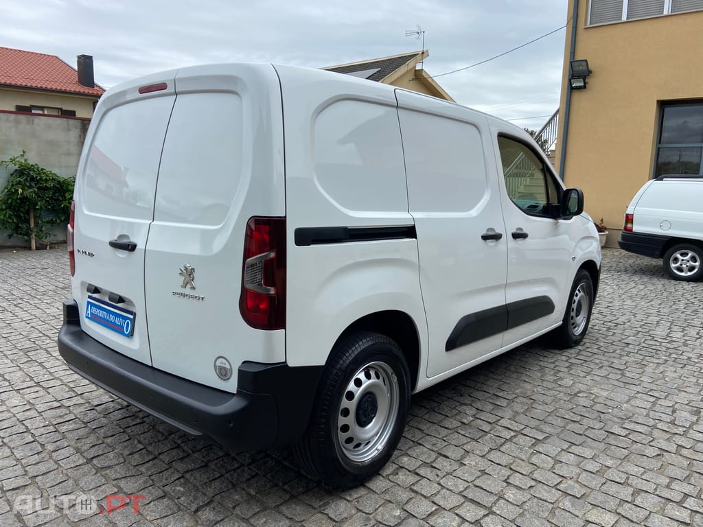 Peugeot Partner 1.6 HDI L1  100cv Carplay  Nacional Só 99 mil kms