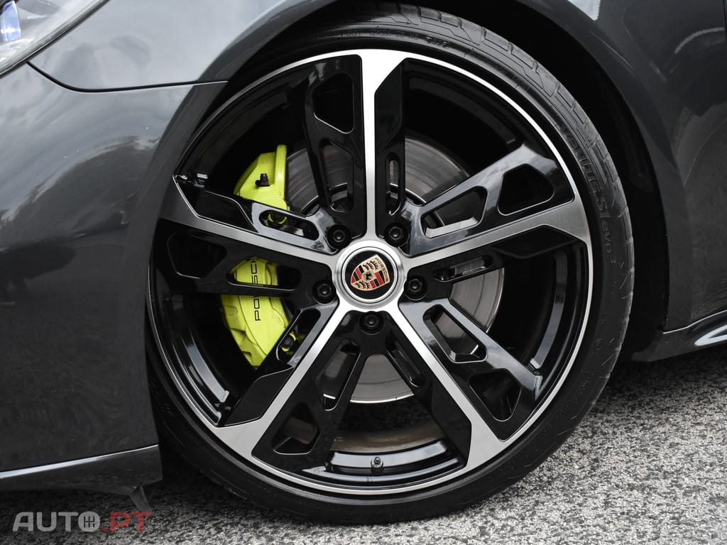 Porsche Panamera ST 4 E-Hybrid