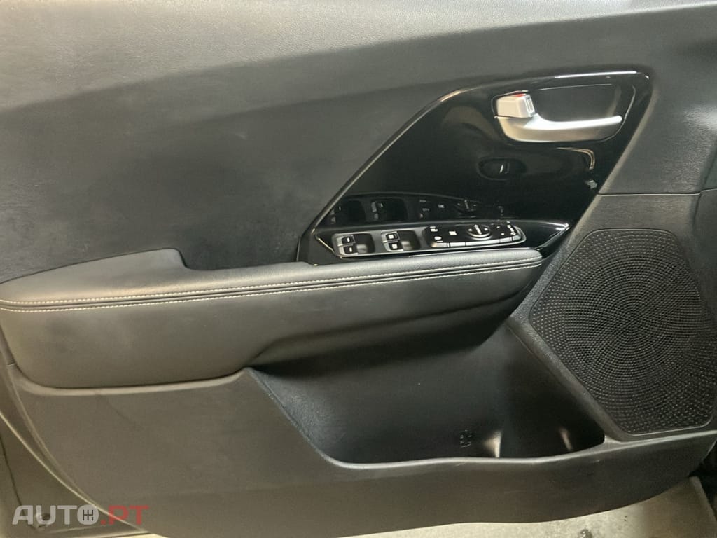 Kia Niro 1.6 GDi HEV EX