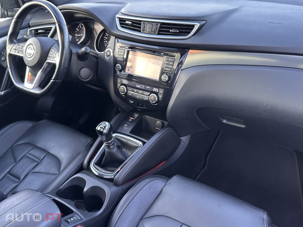 Nissan Qashqai 1.2 DIG-T Tekna Premium Bose