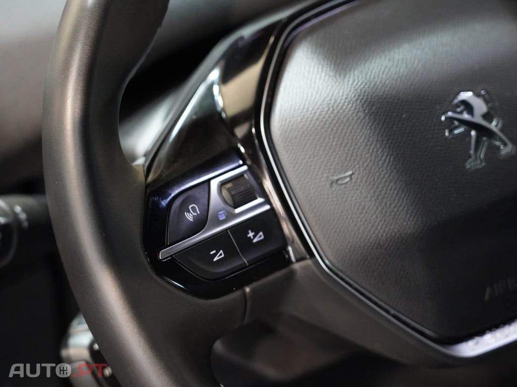 Peugeot 3008 1.2 PureTech Allure Pack