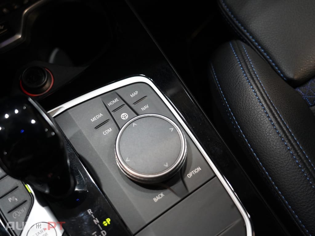 BMW 216 d Corporate Edition