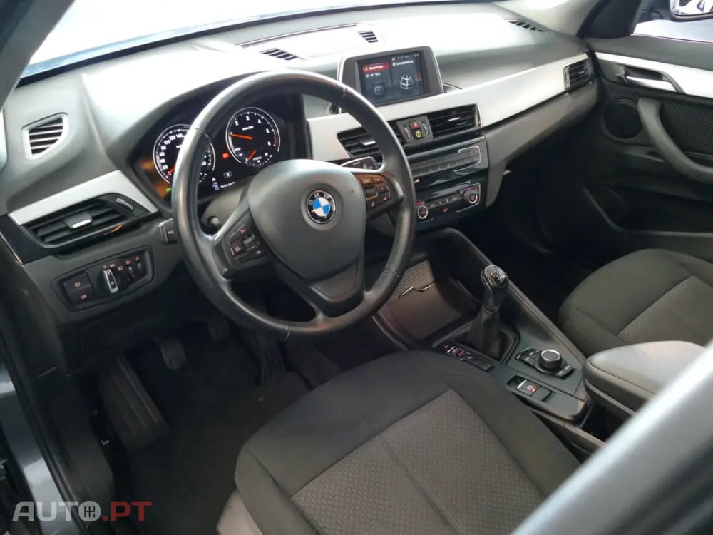BMW X1 16 d sDrive — fotografia 23