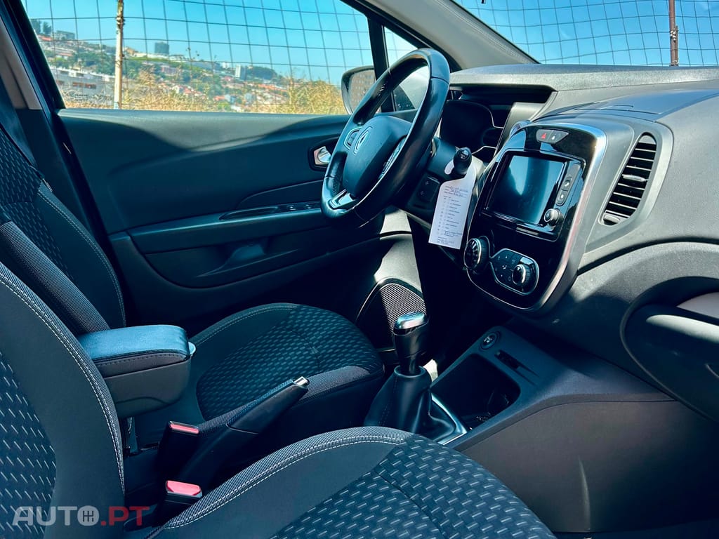 Renault Captur Exclusive TCE 090