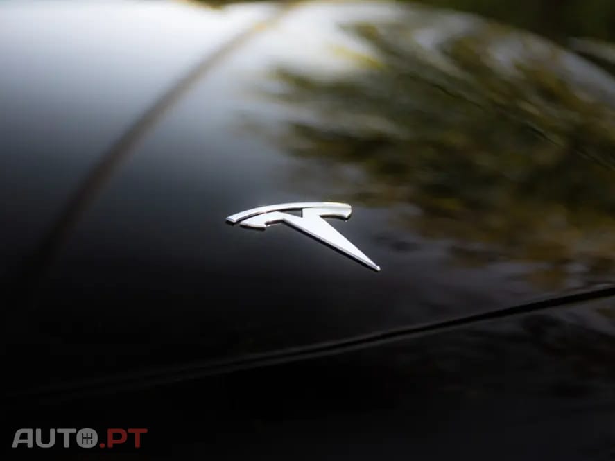 Tesla Model 3 Long Range AWD Dual Motor Performance