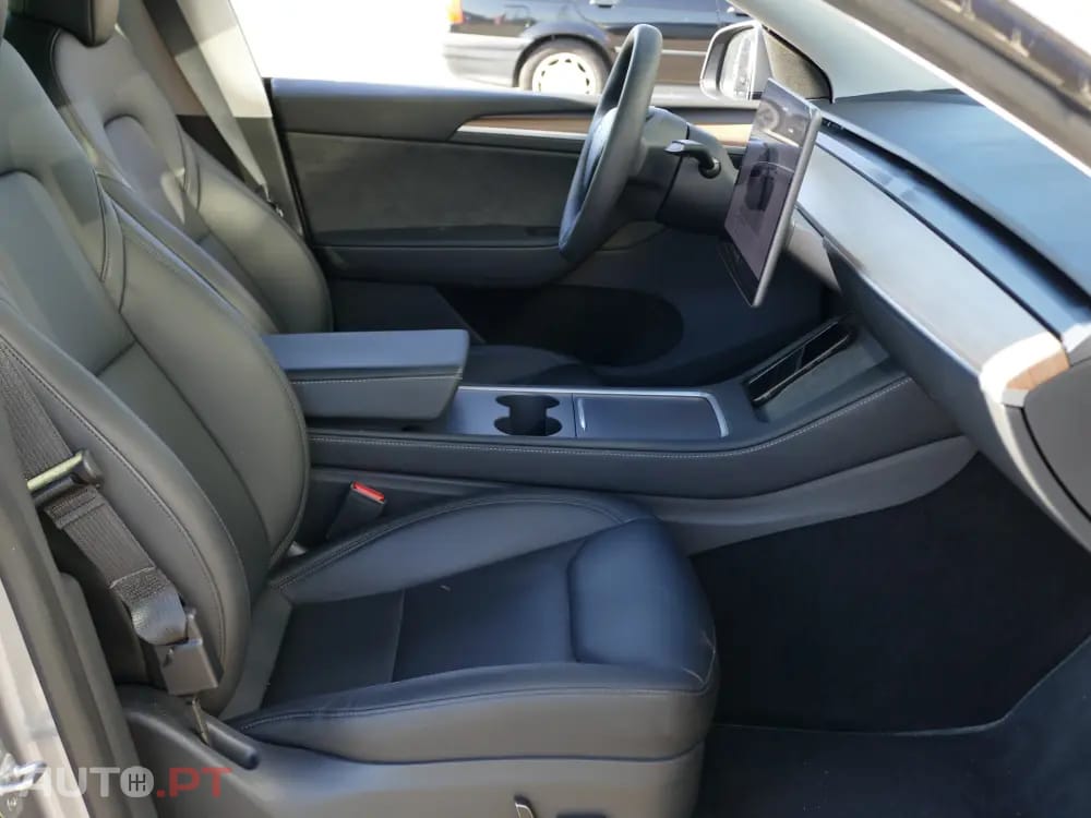Tesla Model Y Performance Tração Integral