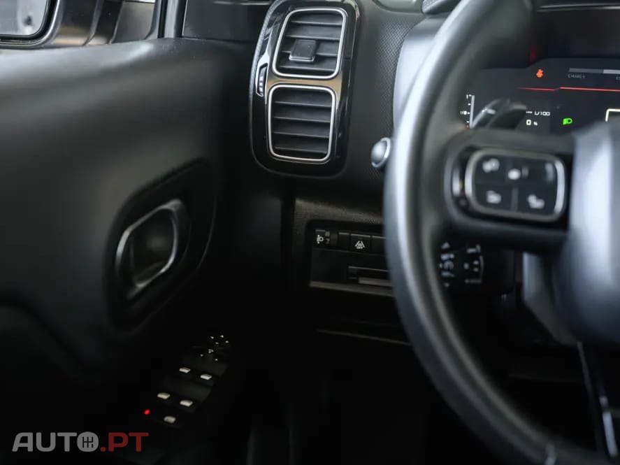 Citroen C5 Aircross 1.2 Hybrid Shine e-DSC6