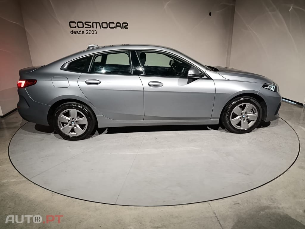 BMW 216 d Auto 