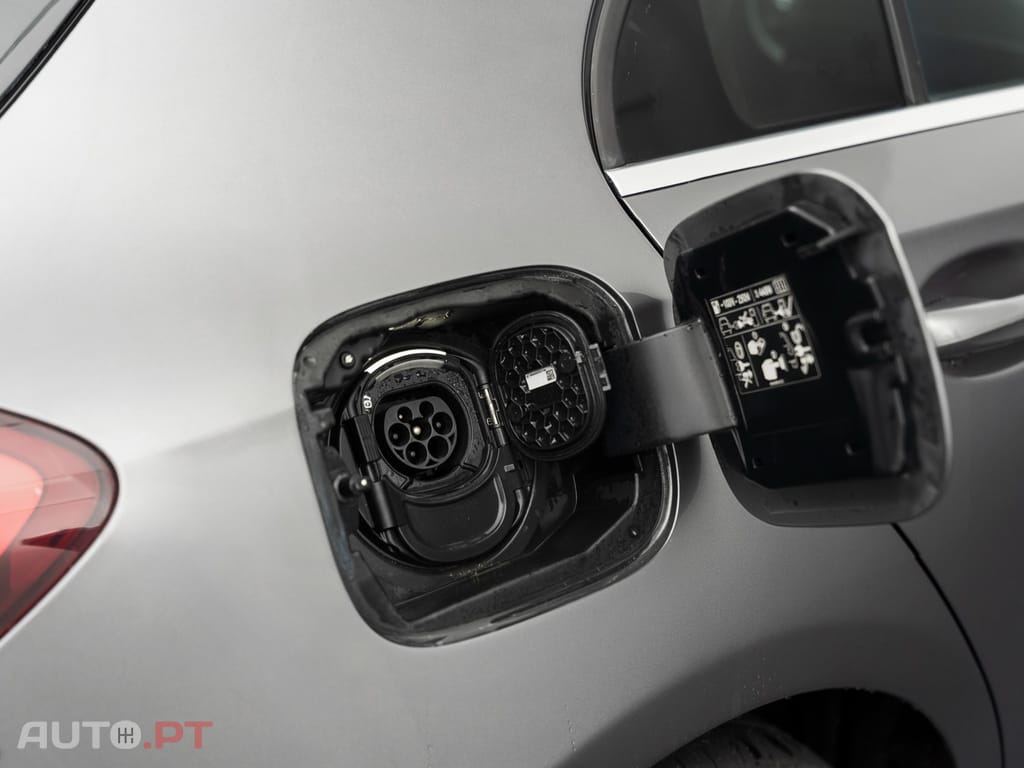 Mercedes-Benz A 250 e Style Plus