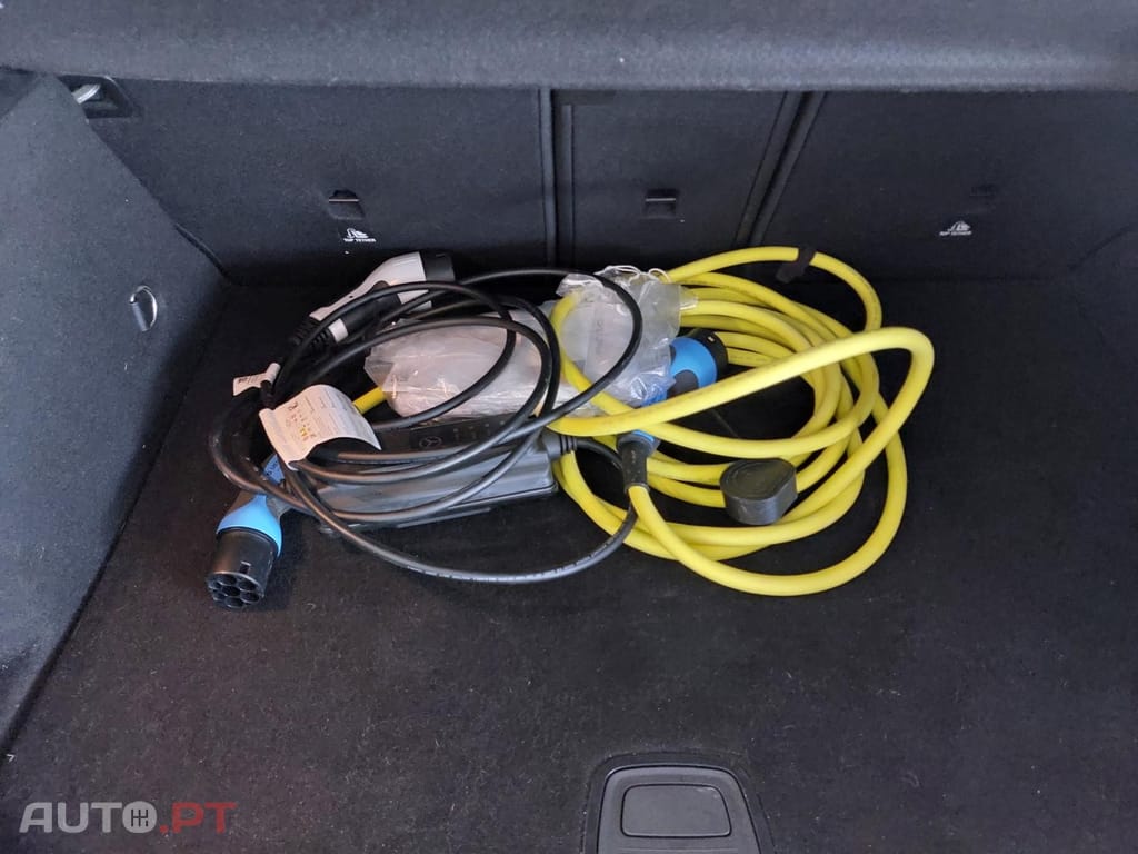 Mercedes-Benz A 250 e Progressive