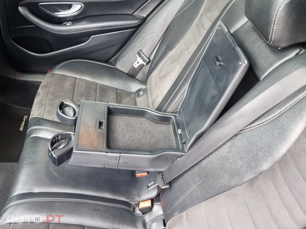 Mercedes-Benz E 220 d AMG