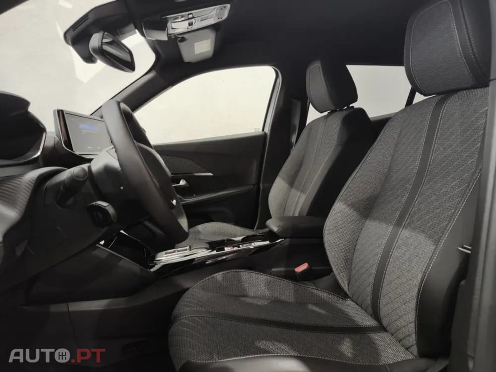 Peugeot E-2008 54 kWh Allure