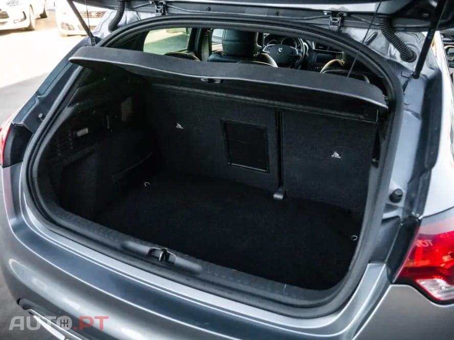 Citroen DS4 1.6 e-HDi So Chic CMP6