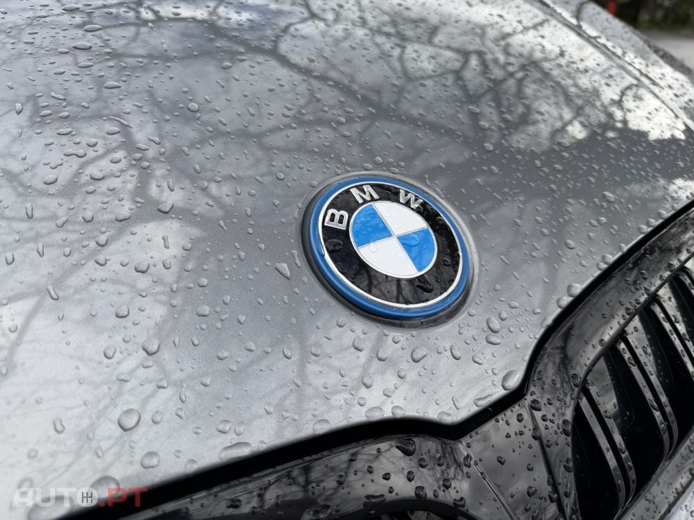 BMW 330 e Pack 50 anos M Auto