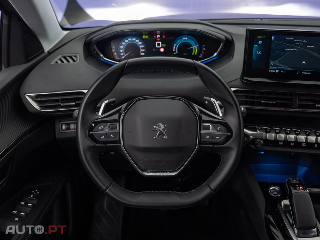 Peugeot 3008 1.6 Hybrid Allure e-EAT8