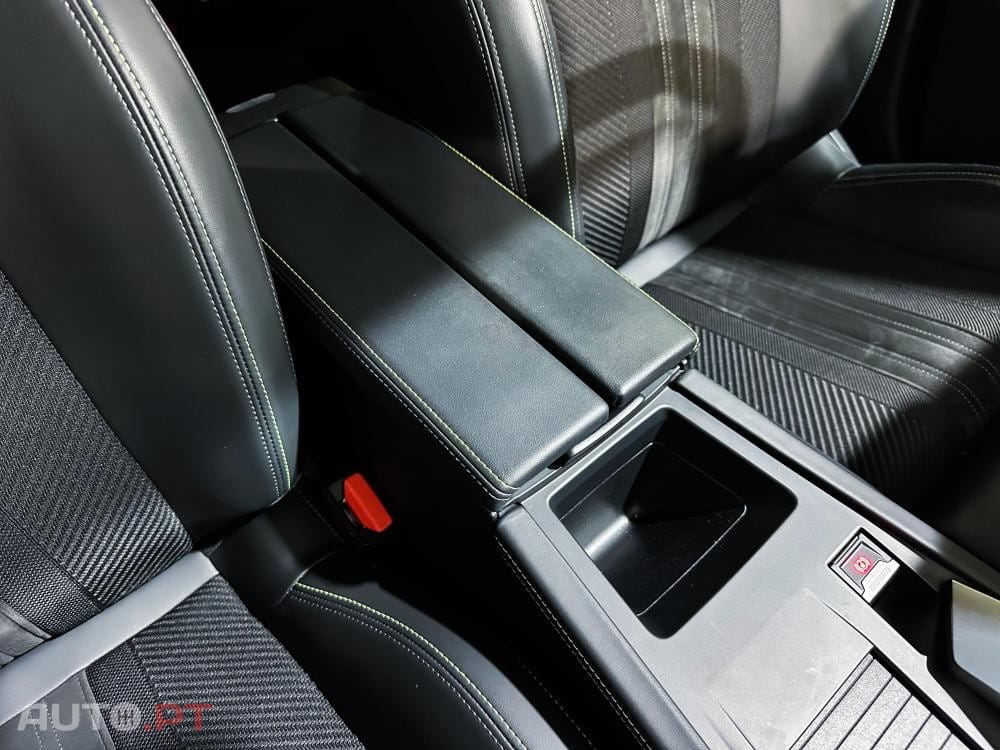Peugeot 308 1.6 Hybrid GT Pack e-EAT8