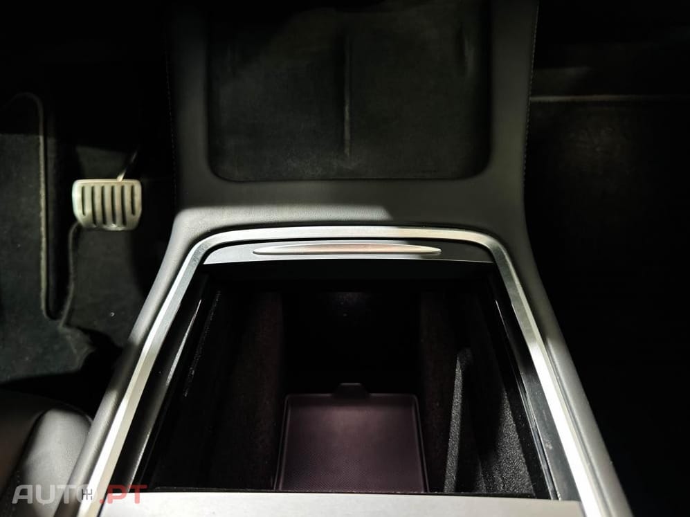 Tesla Model Y Performance Dual Motor AWD