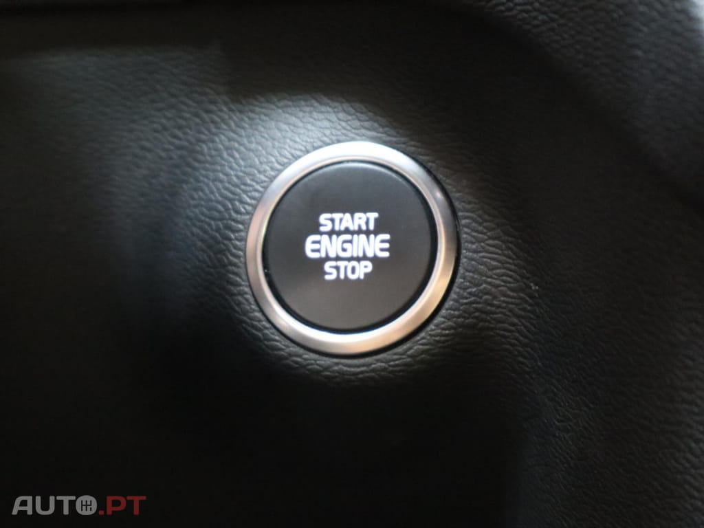 Volvo XC40 1.5 T5 Plus Bright PG HYBRID