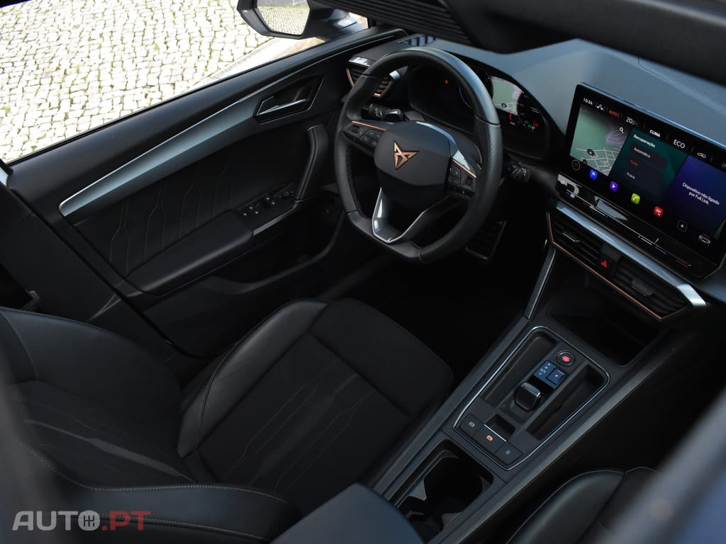 Cupra Leon 1.4 e-Hybrid Cupra DSG VZ