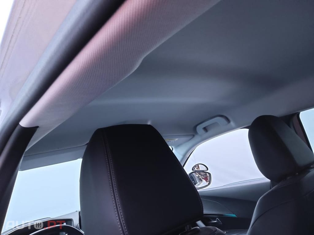 Peugeot 2008 1.5 BlueHDi Allure Pack EAT8