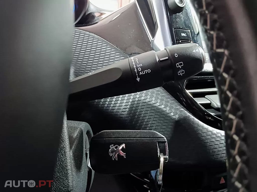 Peugeot 2008 1.2 PureTech Allure