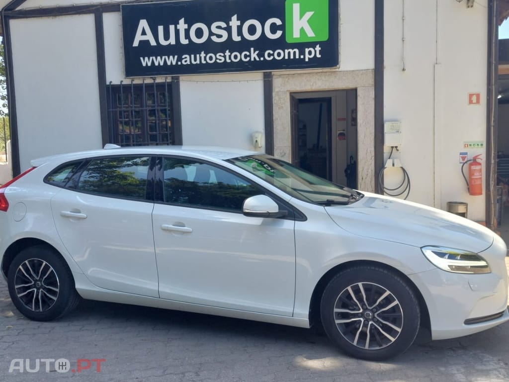 Volvo V40 2.0 D2 Summum