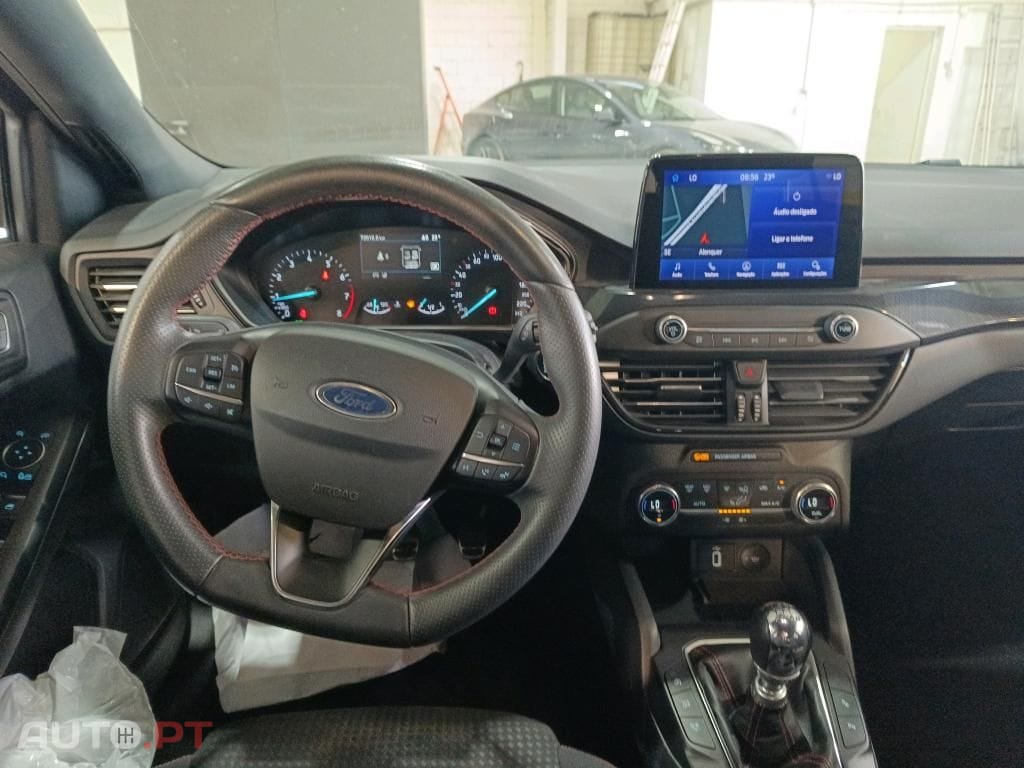 Ford Focus SW 1.0 EcoBoost MHEV ST-Line