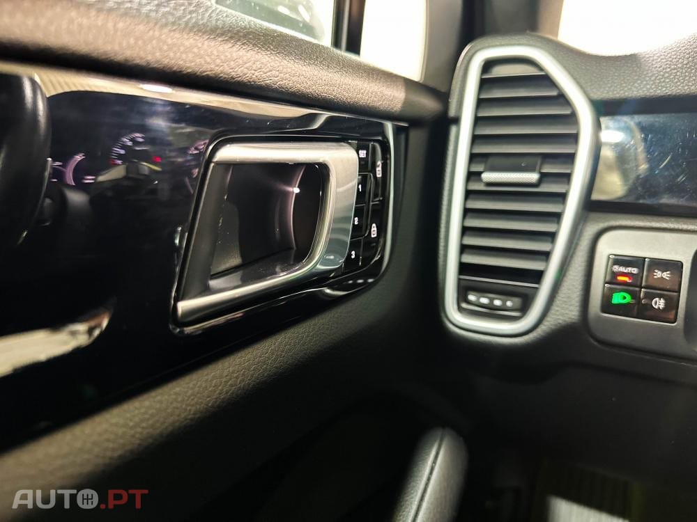 Porsche Cayenne E-Hybrid Platinum Edition