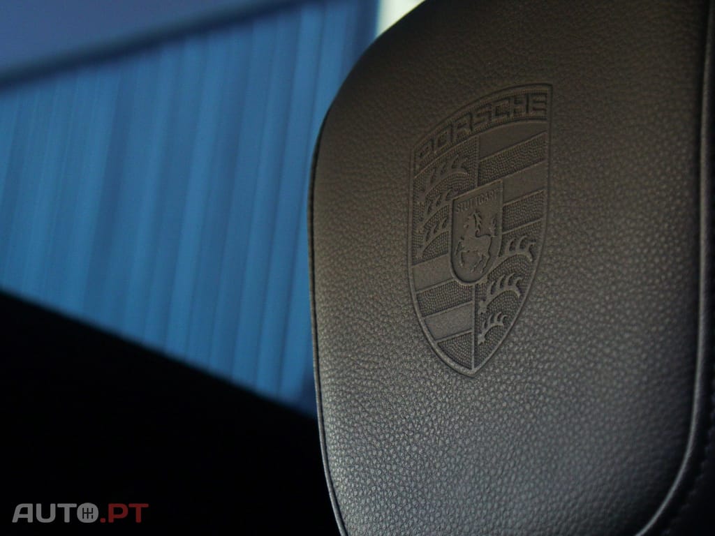 Porsche Taycan 4S bateria Performance Plus