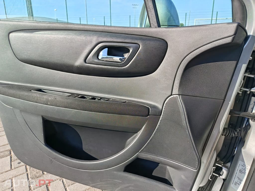 Citroen C4 1.6 HDi 110 cv VTR Pack