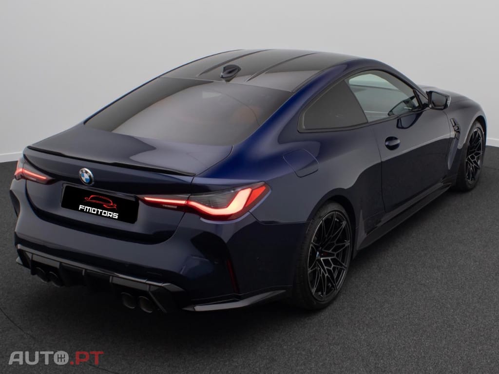 BMW M4 COMPETITION