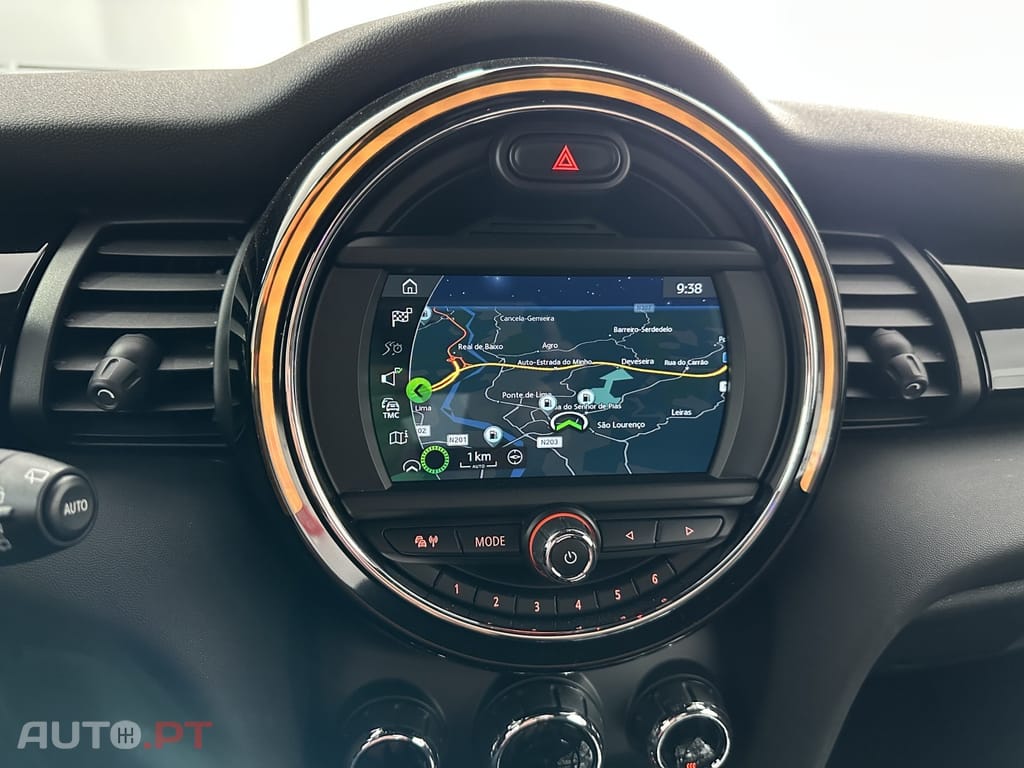 MINI Cooper Cooper D Auto