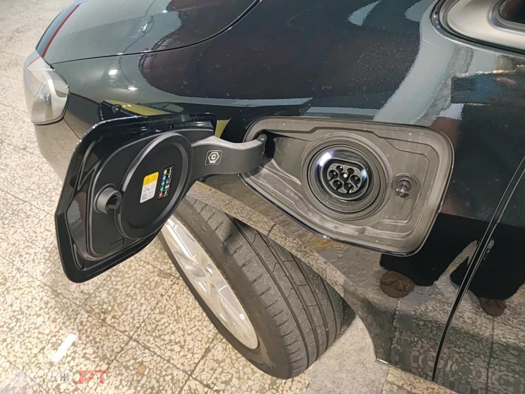 BMW 225 e xDrive