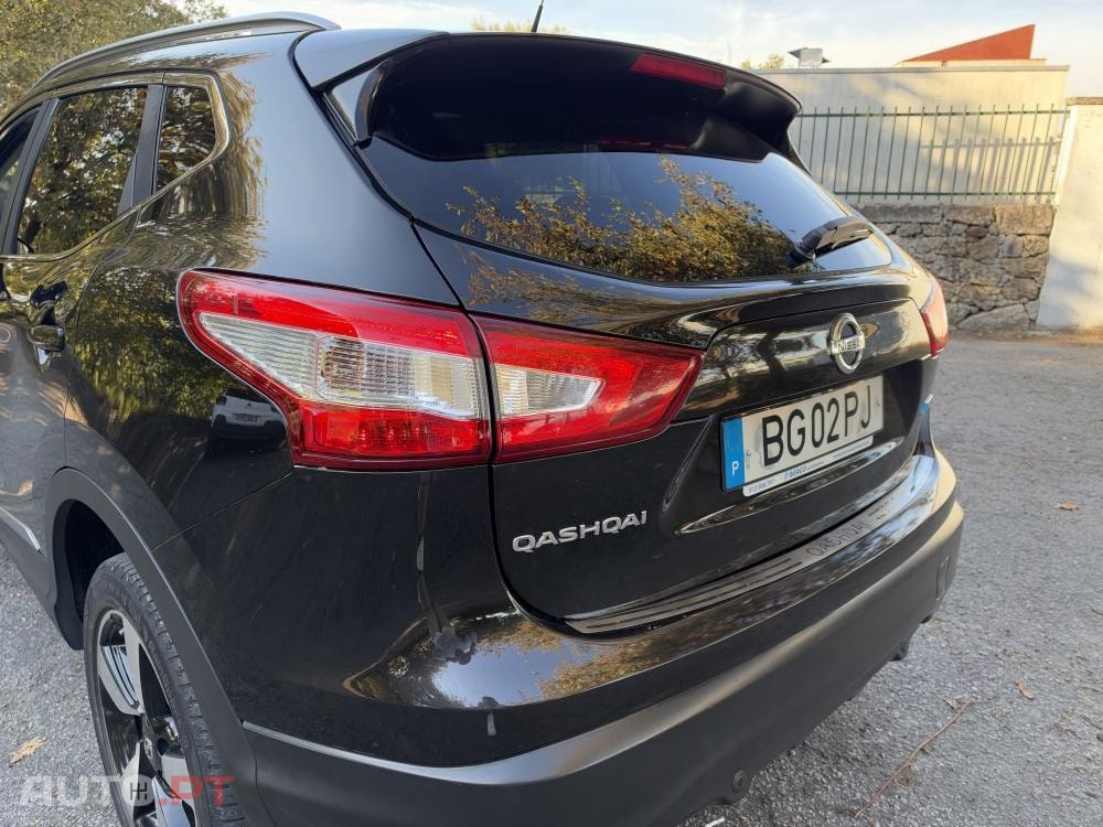 Nissan Qashqai 1.5 dCi N-Connecta 18