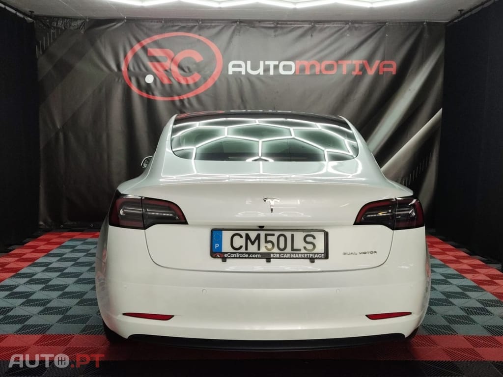 Tesla Model 3 Performance Tração Integral