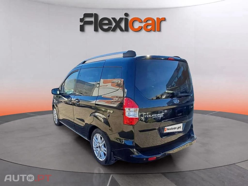 Ford Tourneo 1.0 EcoBoost Titanium