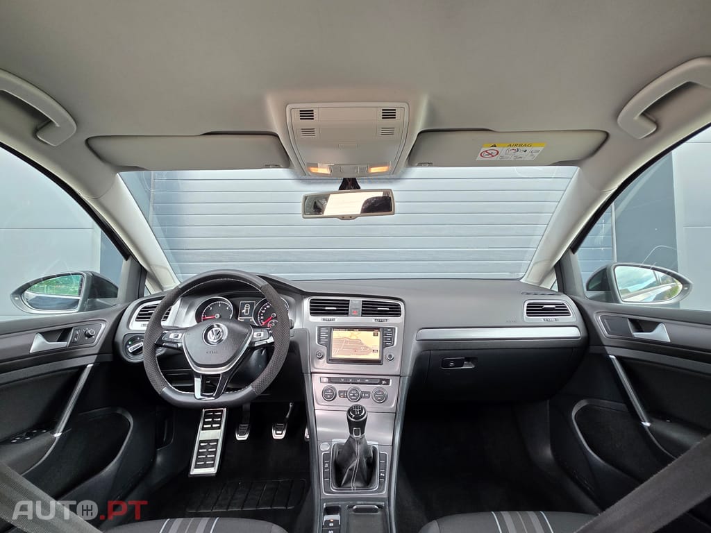 Volkswagen Golf LooK GTI