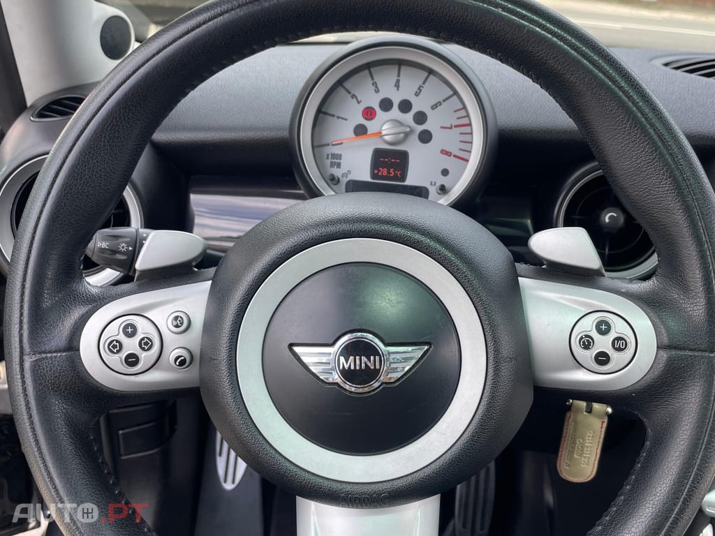 MINI Cooper Auto