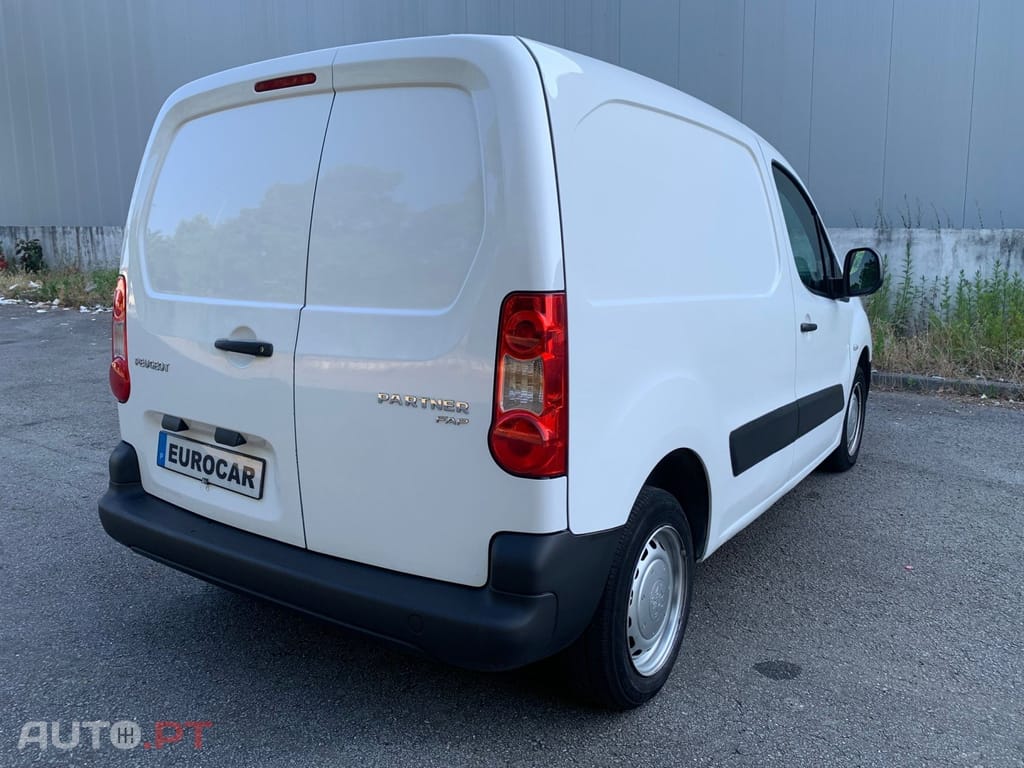 Peugeot Partner 1.5 BlueHDi Asphalt Standard