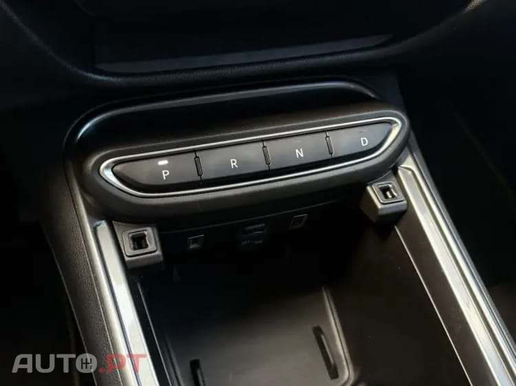 Fiat 600 1.2 Hybrid La Prima