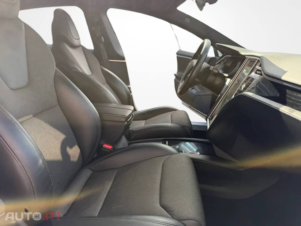 Tesla Model S 75D