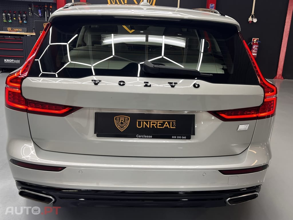 Volvo V60 2.0 T8 AWD TE Inscription Expression