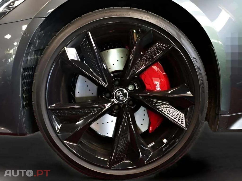 Audi RS6 Performance PANO AIR MATRIX HA STHZ